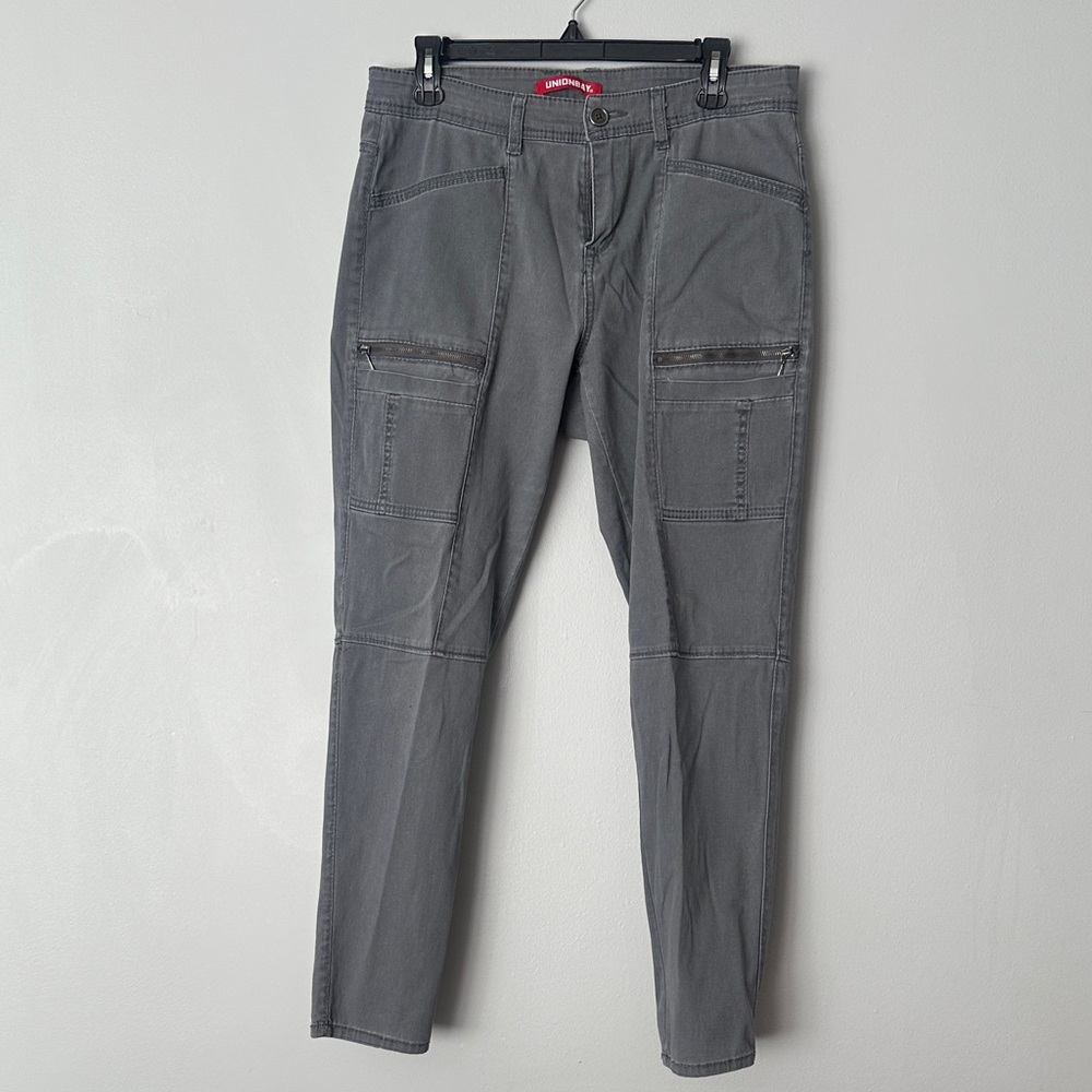 UNIONBAY Women's Gray Cargo Pants